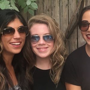 Meet your Posher, Kayla